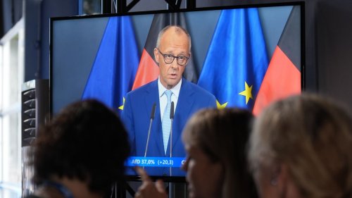 След изборния удар: AfD настоява Мерц да отиде в Москва и да говори с Русия
