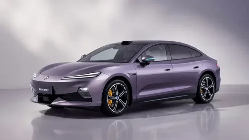 (ВИДЕО) BYD пуска Denza Z9S: луксозен електрически седан с до 1100 км пробег и 1193 к.с.
