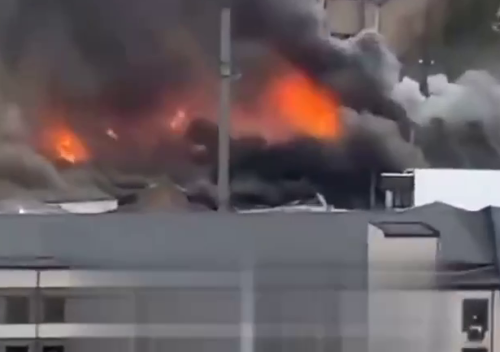 Руски дронове удариха ключово съоръжение на &bdquo;Киевстар&ldquo;: Риск за мобилните връзки в Украйна (ВИДЕО)