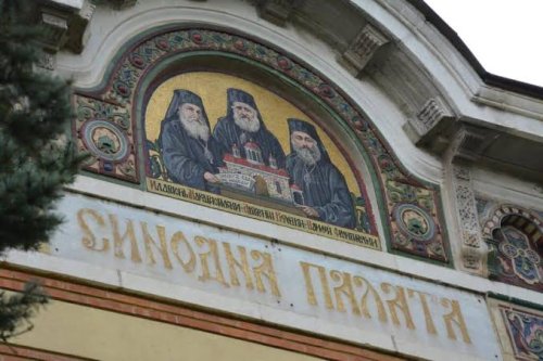 Св. Синод подкрепи задължителния предмет &bdquo;Добродетели и религии&ldquo; и поиска контрол върху програмите и учителите