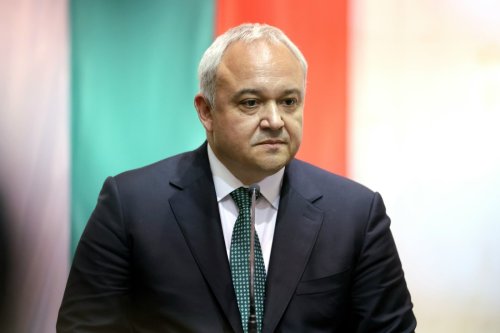 Демерджиев погна Пеевски през НАП за &bdquo;чартърите за 5 милиона евро&ldquo;!