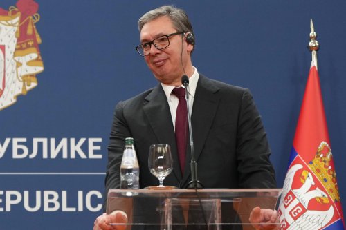 Вучич хвърля оставка днес като президент, за да стане премиер