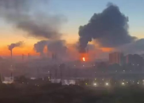 Брутална украинска атака с дронове удари Москва: Има загинали, пожари и затворени летища