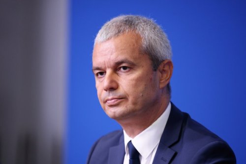 В Деня на независимостта: Костадинов обяви, че България е загубила суверенитета си