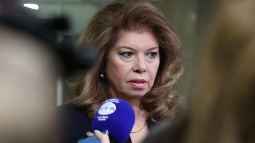 Йотова разкри: Предложиха ми &bdquo;кална&ldquo; кампания срещу Гюров. Отказах и няма да играя с компромати!