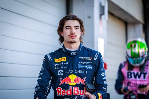 Ралф Шумахер настоява: &bdquo;Рейсинг Булс&ldquo; да вземе Никола Цолов за F1 през 2027