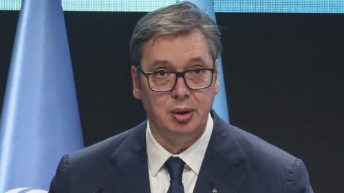 Вучич вдига залога преди вота: Под 50% е провал