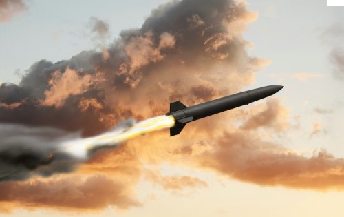 Украйна пусна в бой собствената си балистична ракета FP-7: Зеленски потвърди първата атака