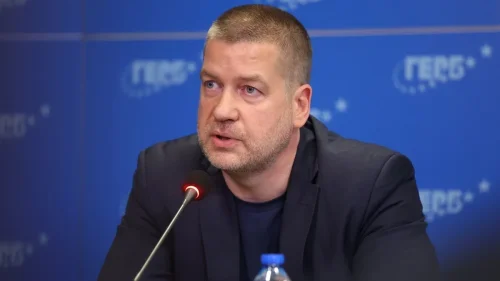 Живко Тодоров извади подписана оставка и поиска вот на доверие от ГЕРБ