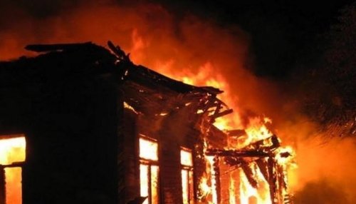 Печка на дърва подпали къща в Свищов