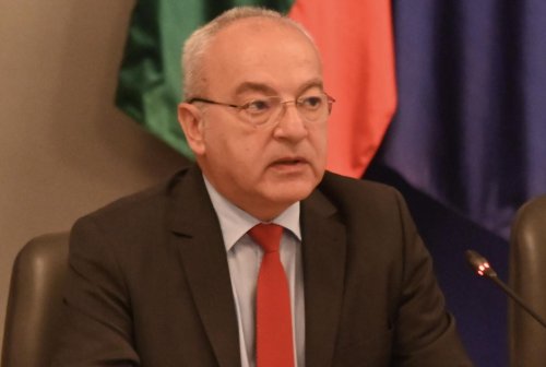 Гълъб Донев пред тежки преговори: Синдикатите искат повече пари, бизнесът е против нови данъци