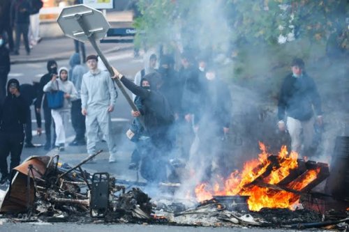 Френските ученици отново излизат на протест: Макрон се опасява от нова вълна на недоволство