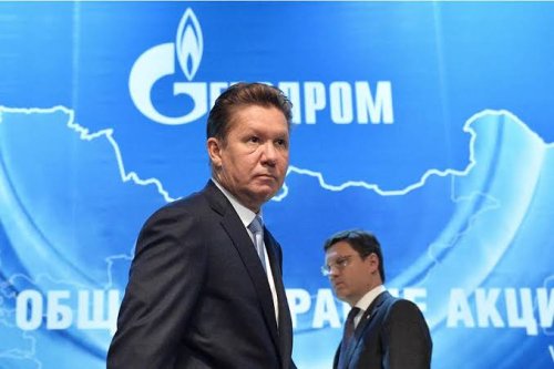 Русия обещава дизел за света: Новак предупреждава за риск при удари по рафинериите