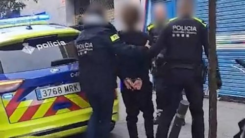 Обраха звезди на &bdquo;Барселона&ldquo;! Разбиха престъпна банда, нападала домовете на футболисти