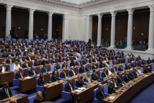 &bdquo;Прогресивна България&ldquo; блокира извънредното заседание на парламента