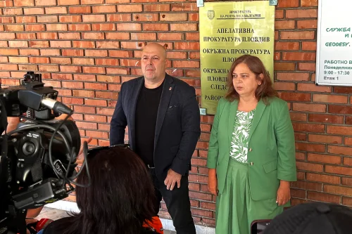 Съдът решава днес: ще остане ли в ареста 14-годишното момче, обвинено за убийството на майка си в Пловдив