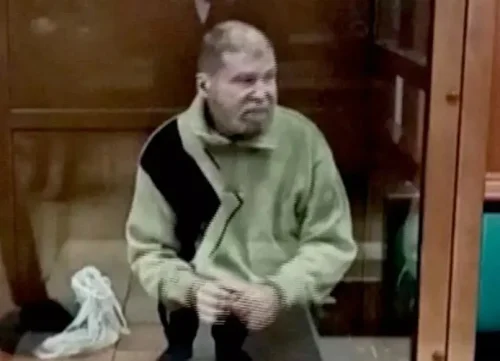 Хъбард се прибра в САЩ след 4 години в руски арест: Тръмп твърди, че е пуснат &bdquo;без нищо в замяна&ldquo;