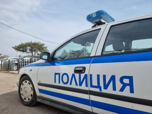 Масов бой между две фамилии в Петрич: 69-годишен е ранен, потрошени са автомобили