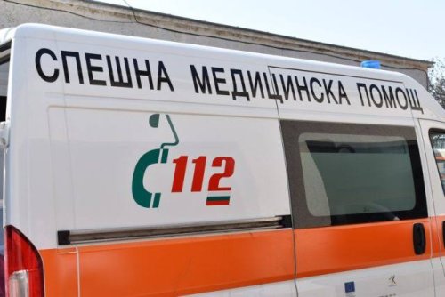 Нападение над медици във Варна: Мъж преби лекарка и шофьор на линейка