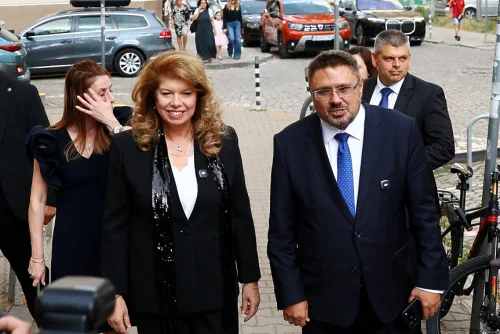 Илияна Йотова и Кирил Вълчев на финалната права: Нищо не е предрешено