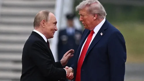 Тръмп и Путин се сближават, Европа нащрек: Страхът е, че Киев ще бъде притиснат към &bdquo;мир&ldquo; по вкуса на Москва
