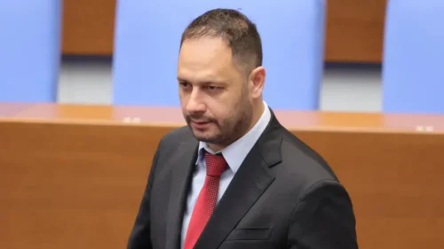 Витанов: Рекордно ниската активност е тревожен сигнал
