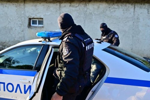 Полицията удари наркосклад в Осиково: Задържани са двама мъже с 47,5 кг канабис