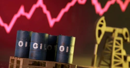 Петролен шок на прага: МАЕ готви план с ограничения като при COVID