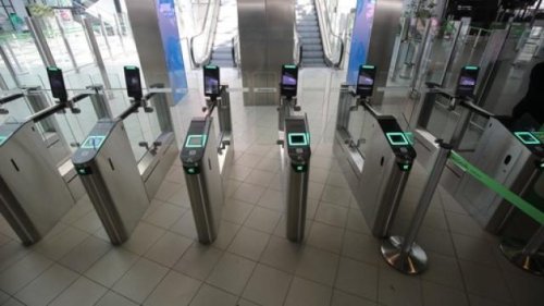 ЕС въвежда изцяло електронна гранична система за пътуващите от днес