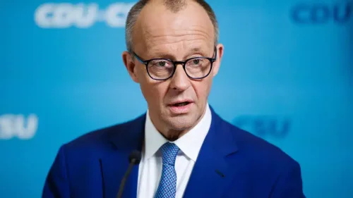 Рекордно недоверие в Германия: 84% не одобряват правителството на Мерц