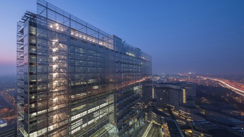 Европа губи скорост в иновациите: ЕПВ предупреждава и дава 30% отстъпка за малкия бизнес