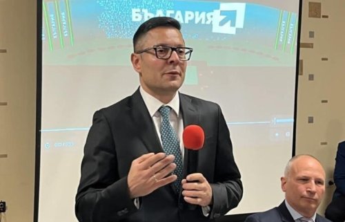 &bdquo;Прогресивна България&ldquo; открива щаб в Казанлък