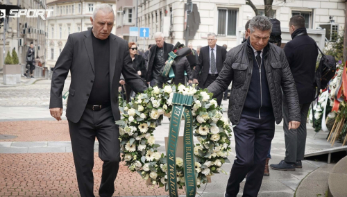 Поклон и сълзи: Героите от САЩ&rsquo;94 изпратиха своя капитан Борислав Михайлов