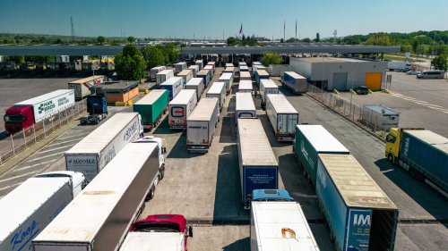 Опашки за камиони на &bdquo;Капитан Андреево&ldquo; и &bdquo;Лесово&ldquo;: трафикът към Турция се засилва още от сутринта