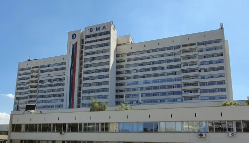 ВМА събира водещи кардиолози и онколози: новите терапии спасяват, но натоварват сърцето