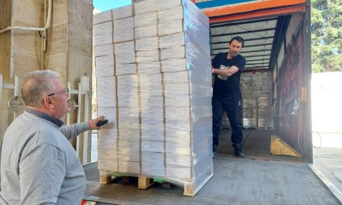 150 000 бюлетини пристигнаха в Добрич: започва разпределението за вота на 19 април