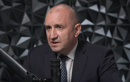 Радев с остра атака: Пеевски ще бъде свален от сцената на 19 април (ВИДЕО)