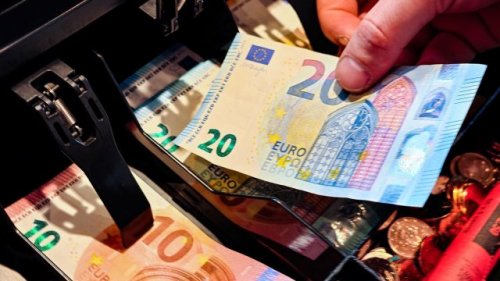 НСИ отчита спад в промишленото производство и ръст в строителството