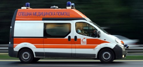 Пиян шофьор удари училищен автобус в Подайва и избяга: Заловиха го след два часа