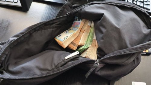 88 000 евро в раници: МВР задържа двама в Пловдив за предполагаема схема за купуване на гласове