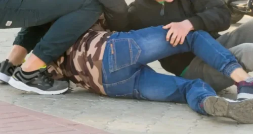 Побой в &bdquo;Слънчев бряг&ldquo;: задържаха двама чужденци след нападение над украинец