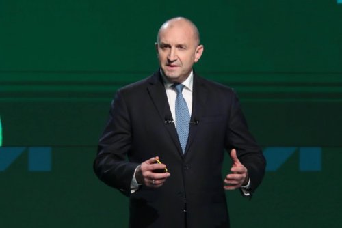 Румен Радев тръгва на обиколка в Родопите: срещи в Златоград, Мадан и Смолян