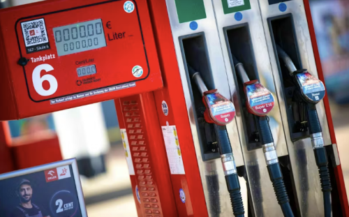 Дизелът в Германия удари 2,40 евро за литър
