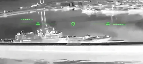 Украйна удари &bdquo;Адмирал Макаров&ldquo; и подпали ключовия руски петролен терминал в Новоросийск