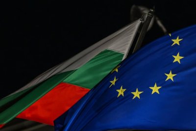 Здравей, диктатура! Под предлог, че ще се бори с &ldquo;руската дезинформация&rdquo;, Гюров поиска от ЕС да се намеси в изборите ни