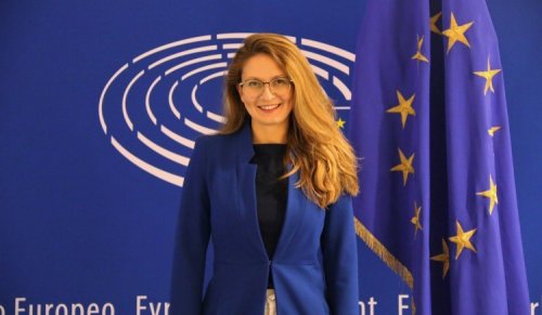 Българка поема ключовите преговори за енергийните &bdquo;магистрали&ldquo; на ЕС: Залогът е по-евтин ток