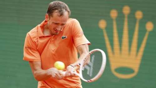 Тенис нокаут: Беретини помете Медведев