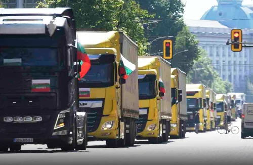 Напрежение в транспорта: Фирмите искат помощ, властта обещава подкрепа