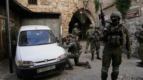 Израел отстрани цял резервен батальон след инцидент с екип на CNN на Западния бряг