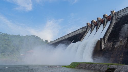 След валежите: &bdquo;Александър Стамболийски&ldquo; прелива, институциите нащрек